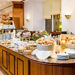 Taste Dresden-ehemals Residenz Alt فندق 4*