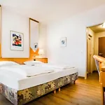 מלון Taste Dresden-ehemals Residenz Alt 4*
