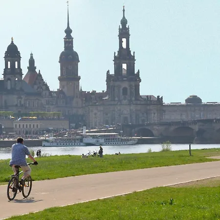 Taste Dresden-ehemals Residenz Alt 4*