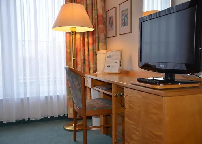 Отель Taste Dresden-ehemals Residenz Alt 4*